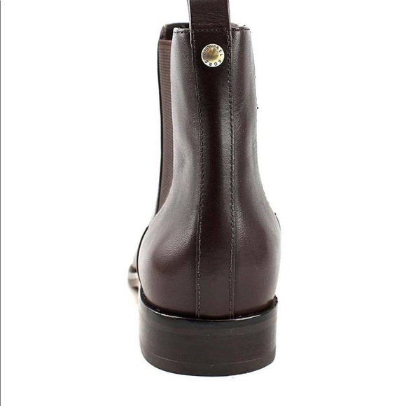 Michael Kors Thea (Chelsea Boots) - Picture 2 of 7